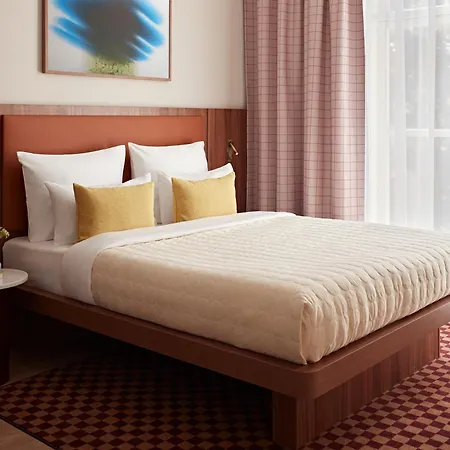 Appart hôtel Numa Spanish Court 4*
